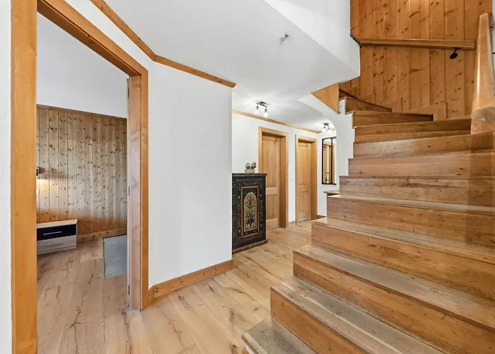 木屋 4-bedroom Mountain In By Guestlee