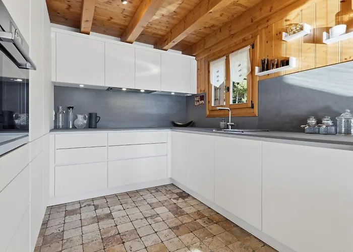 4-bedroom Mountain In By Guestlee 木屋 韦尔比耶