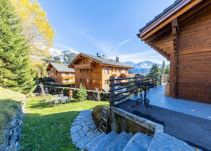 4-bedroom Mountain In By Guestlee 木屋 韦尔比耶