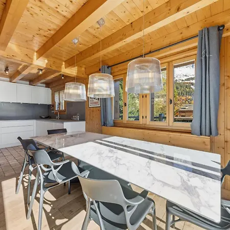 5-bedroom Mountain In Chalet *