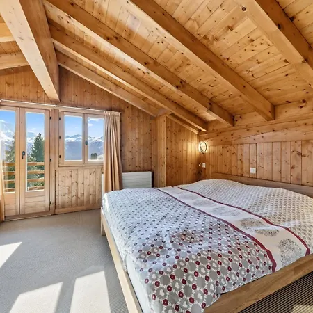 5-bedroom Mountain In Chalet
