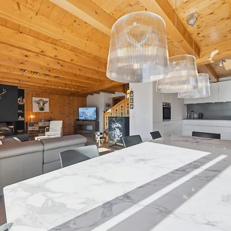 5-bedroom Mountain In Chalet Verbier