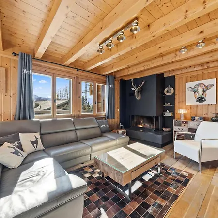 5-bedroom Mountain In